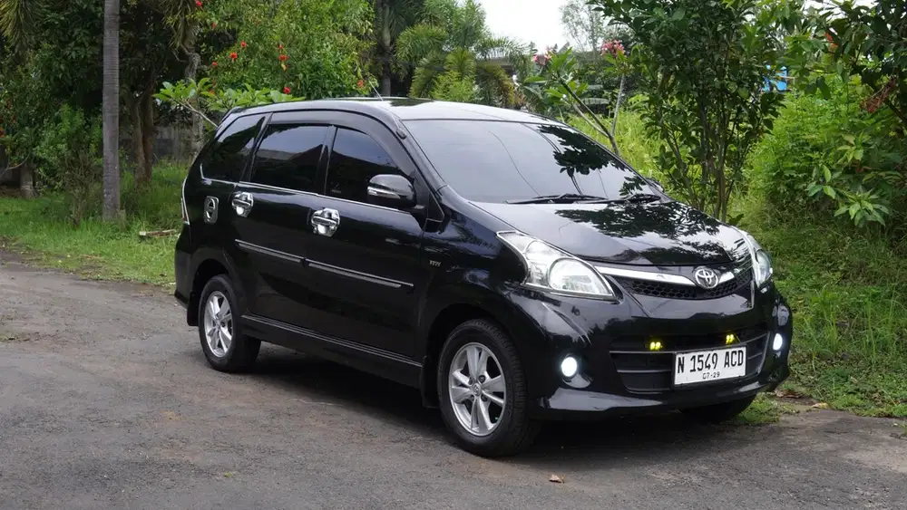 Toyota Avanza 2013 Veloz AT