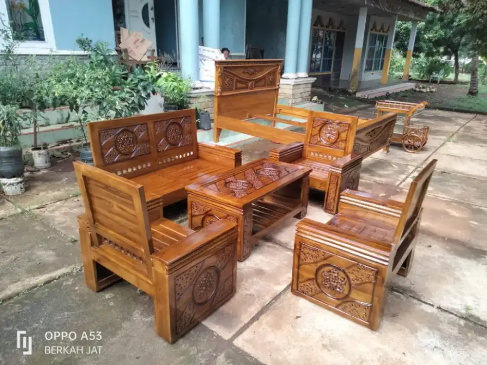 Kursi minimalis bisa cod. Jati