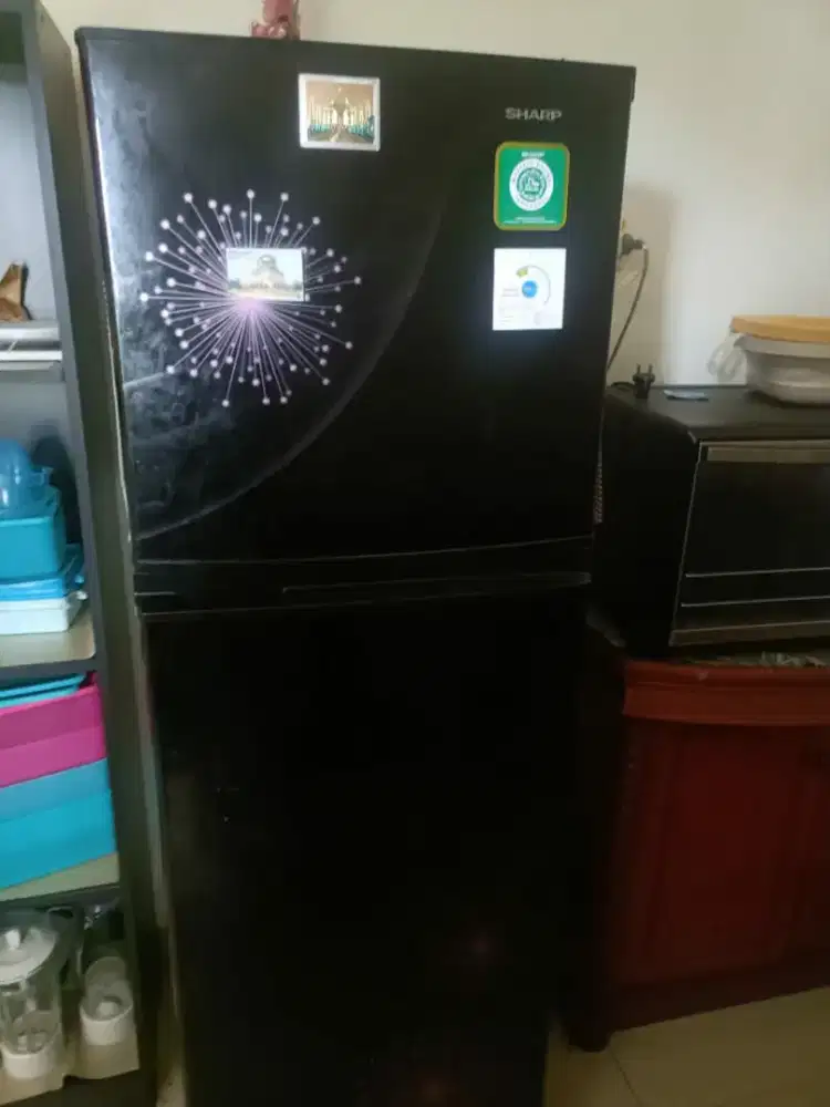 KULKAS SHARP 2 PINTU