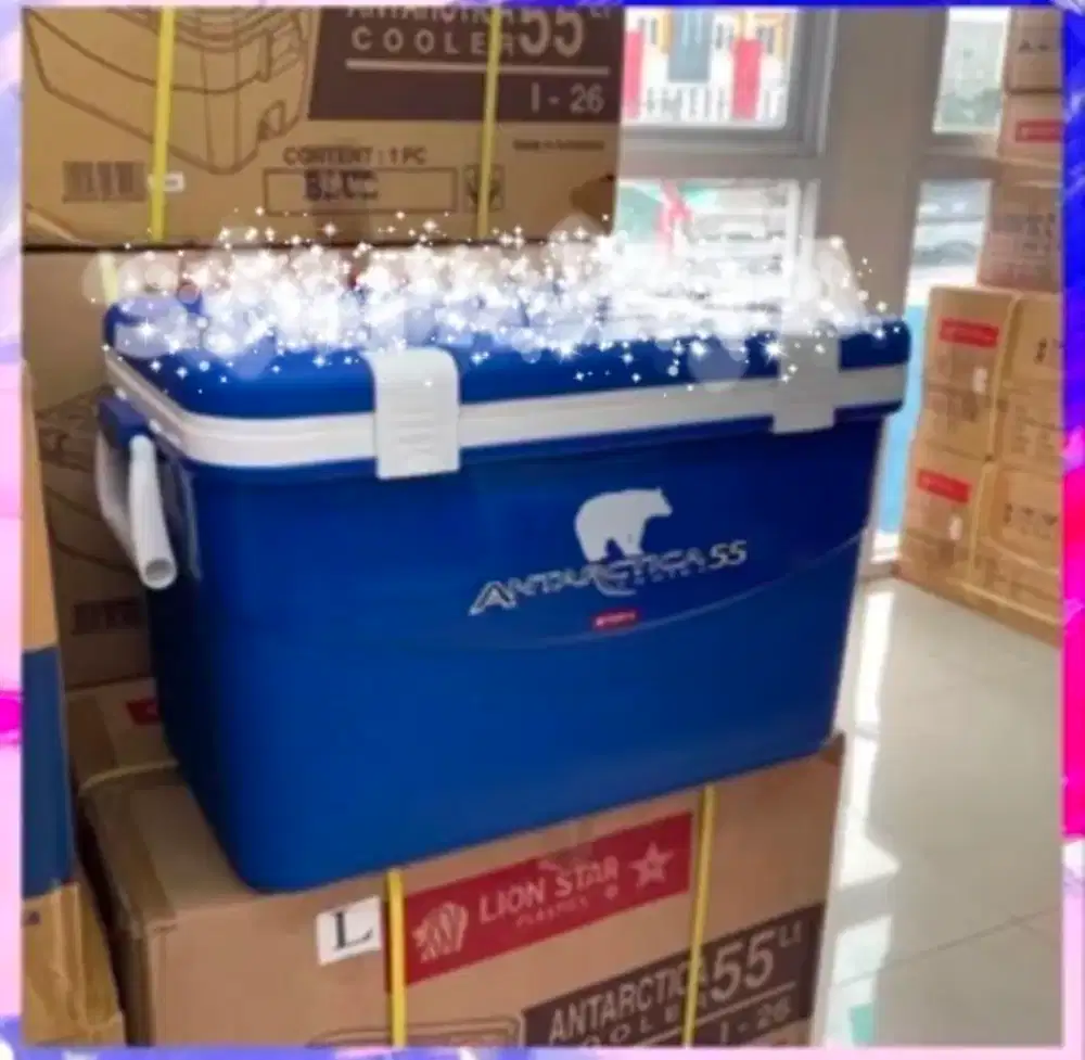 Preloved Lion Star cooler box 53 liter