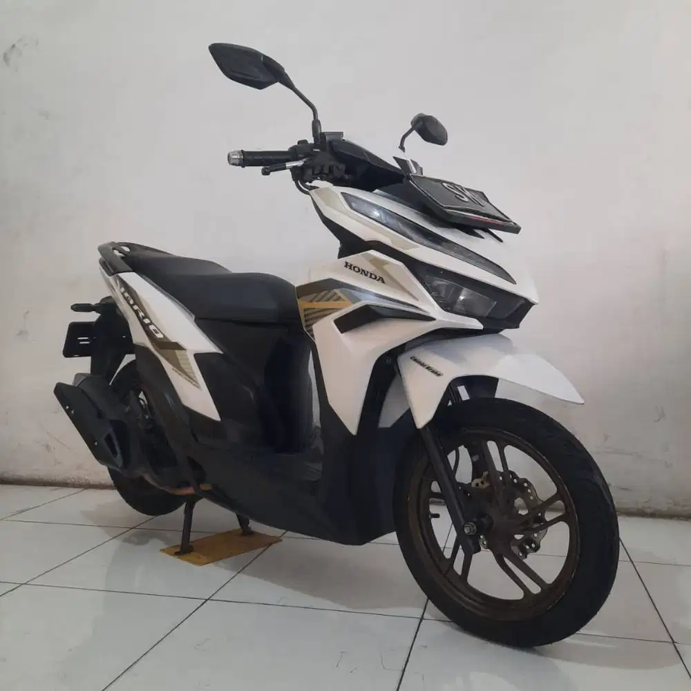 HONDA VARIO 125 CBS ISS TAHUN 2023 BISA CASH KREDIT ATAU TUKAR TAMBAH