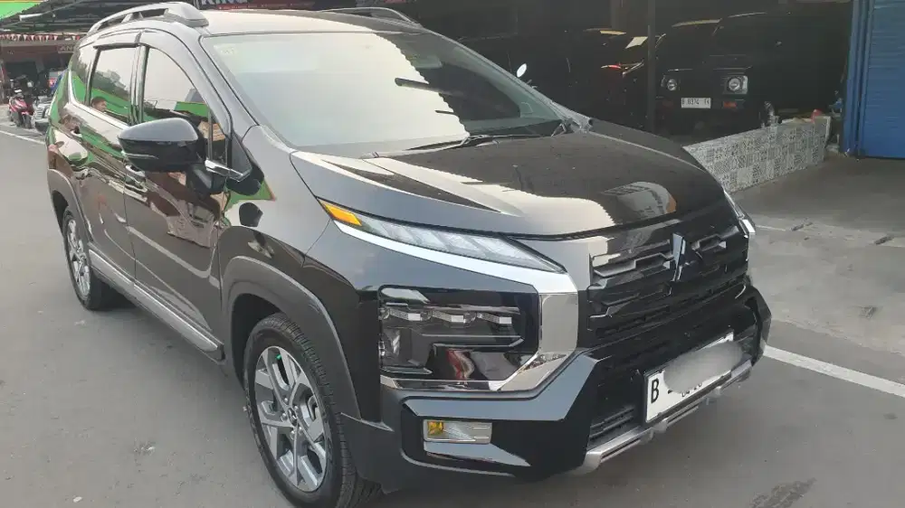 Xpander cross 2023