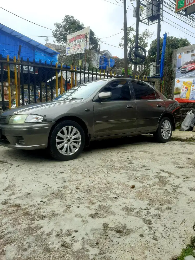 Mazda Familia 1997 Bensin
