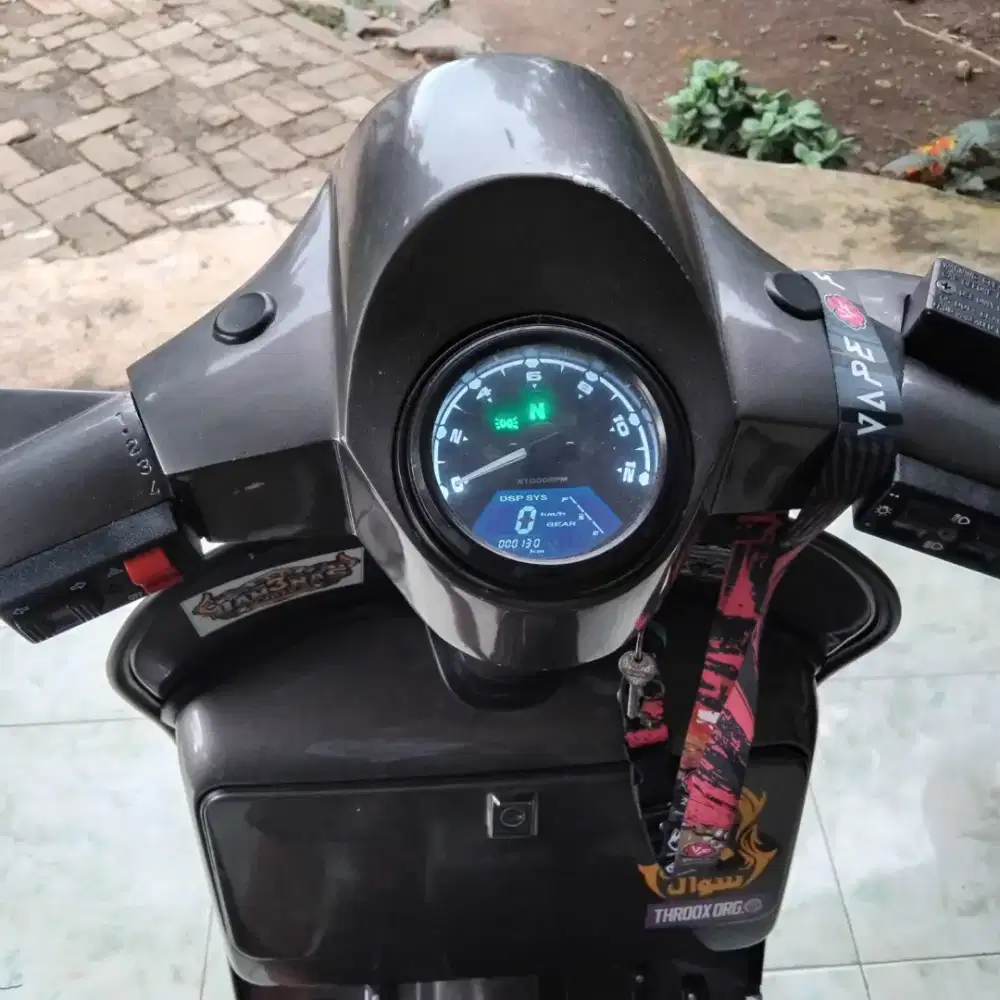 Vespa ekslusif 2 1998