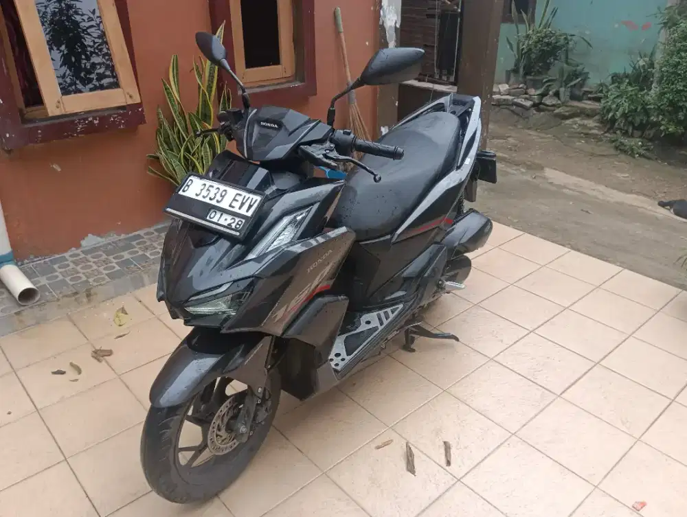 Dijual Vario 160 CBS 2023
