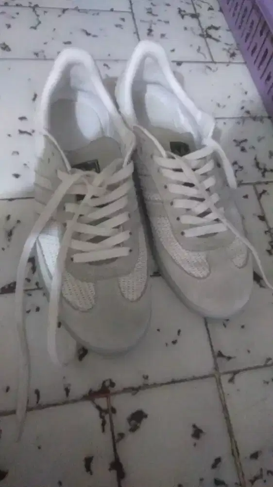 Sepatu Adidas Samba Putih (Grade A)