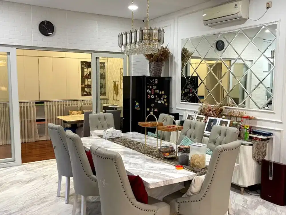 DIJUAL HRG MENARIK RUMAH TOWNHOUSE SPRINGHILL KEMAYORAN UKU 9X17 RAPI 4 LANTAI DAN SIAP HUNI