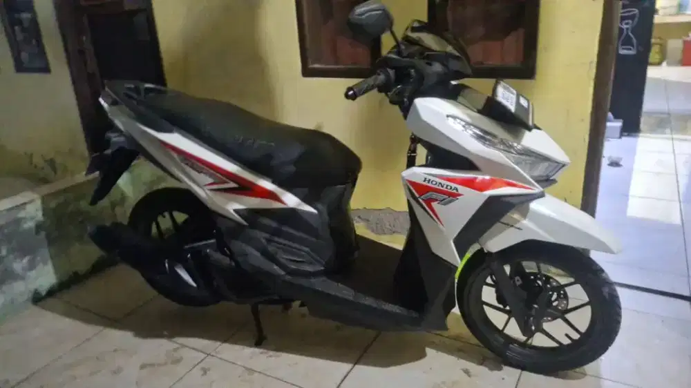 Dijual Vario 2017 barang orisinil, km rendah & istimewa monggodipantau