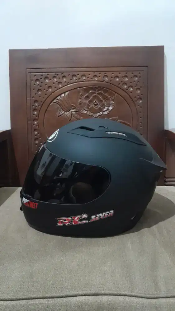 Helm RC Seven second