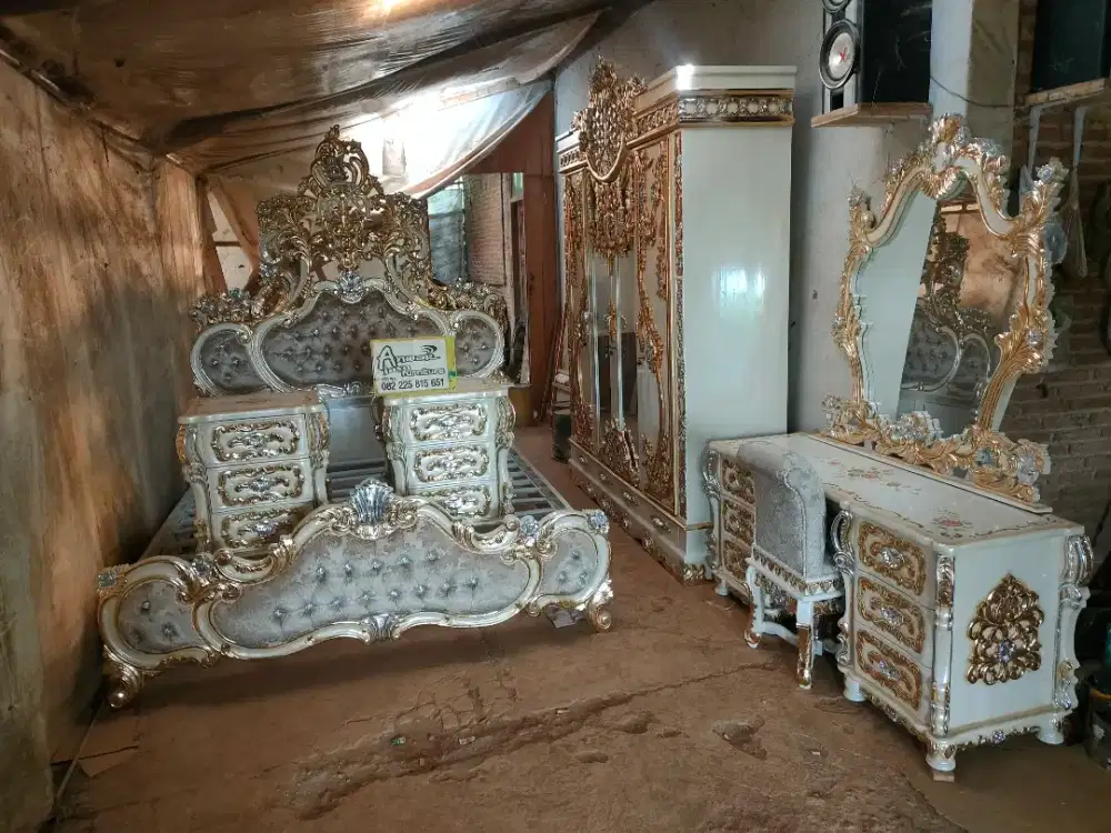 Tempat tidur dipan set kamar ukiran full kayu jati