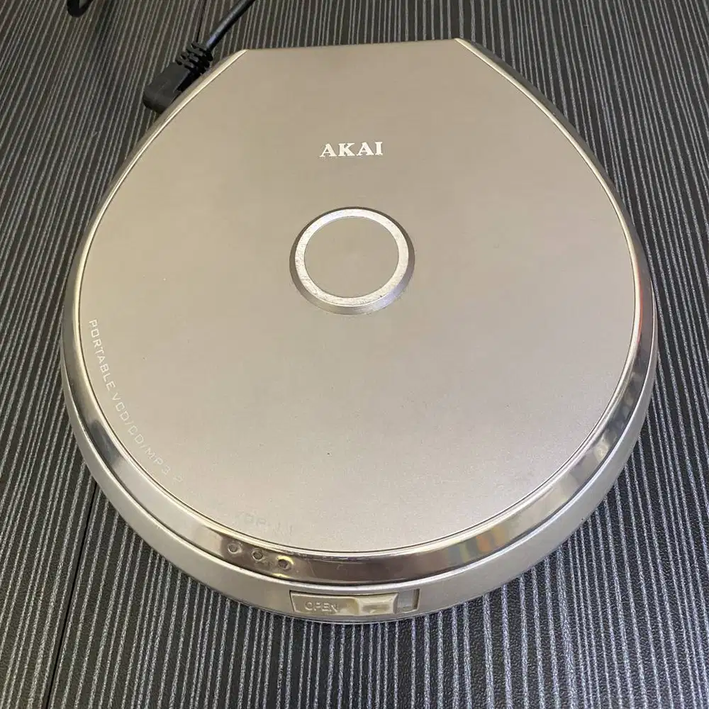 AKAI Portable VCD/CD/MP3 player bahan tanpa adaptor