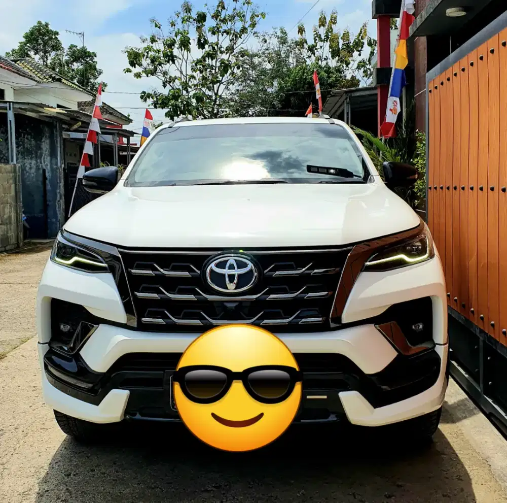 Jual : FORTUNER PUTIH VRZ GR 2.4 DIESEL AT