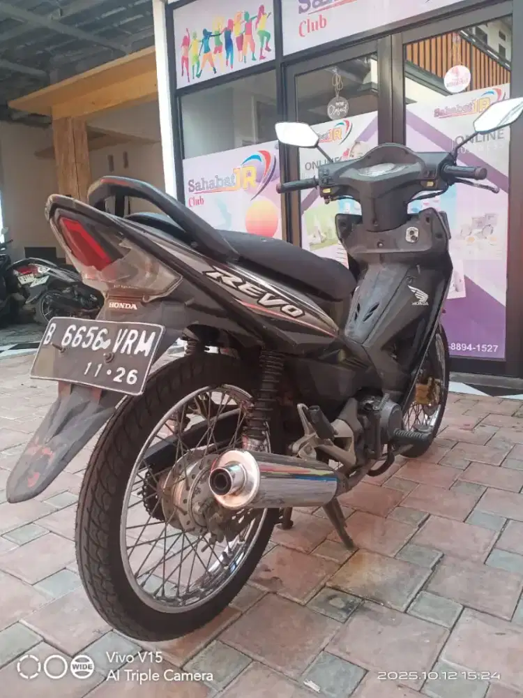 Dijual Honda Revo original on oli dan bensin shell