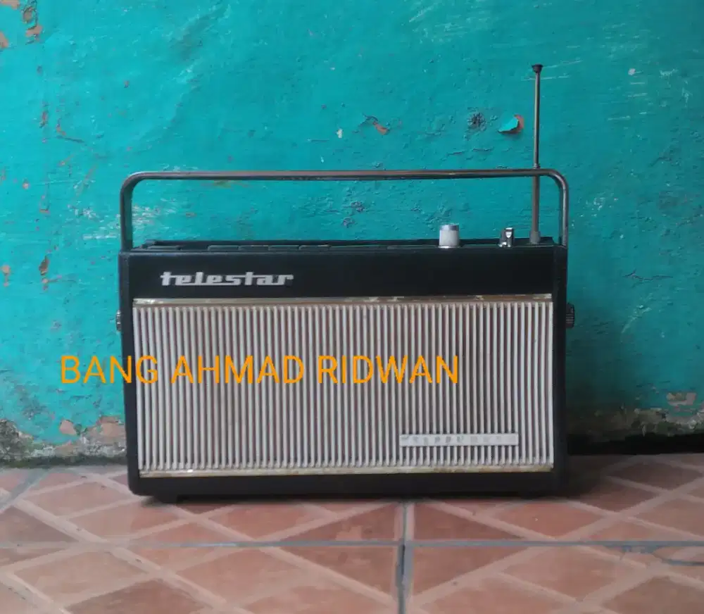TELEFUNKEN radio transistor antik jadul kuno tua klasik MW AM SW kayu