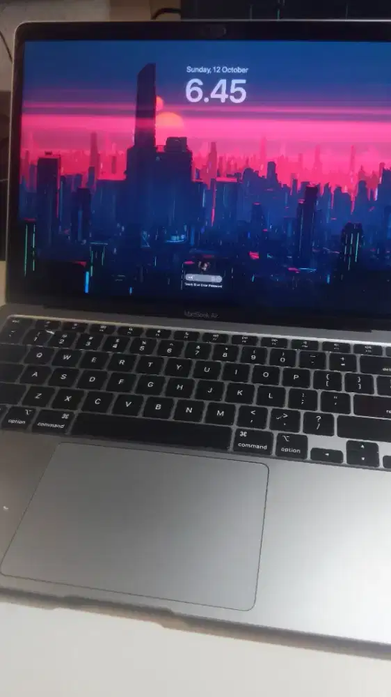 MacBook Air M1 2020 8GB/256GB - Charger Kepala Ada, Kabel Rusak.