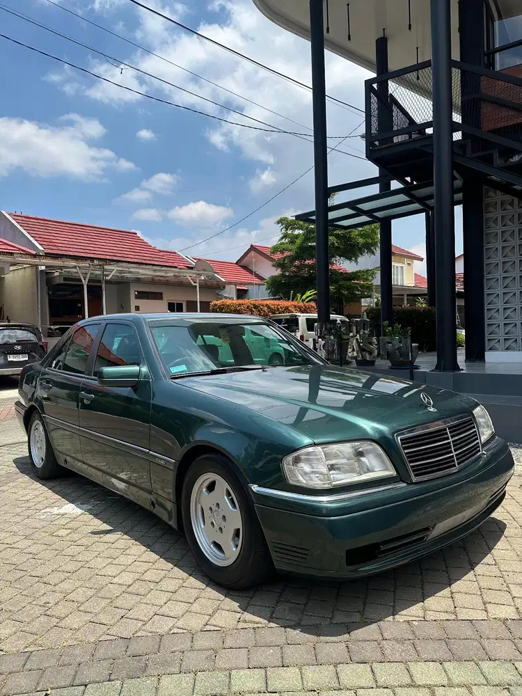 Mercedes-Benz C200 1996 Bensin