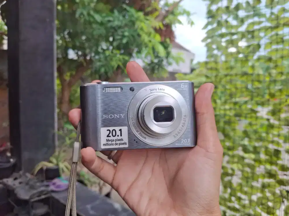 Kamera Pocket Digital Sony W810