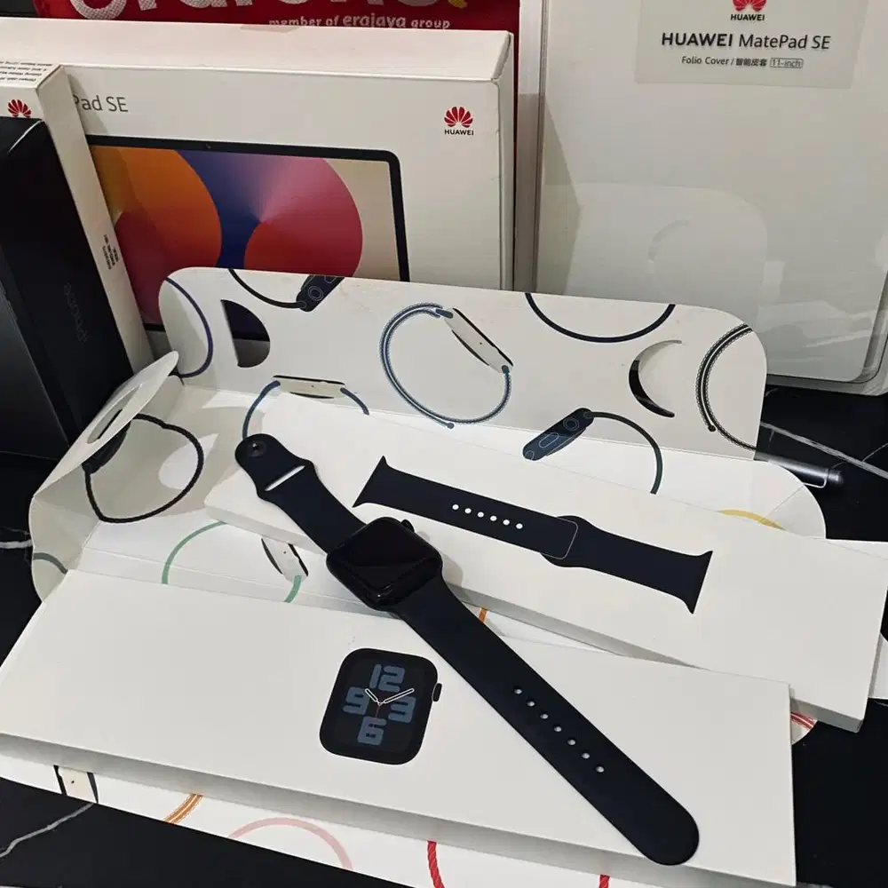 APPLE WATCH SE GEN 2 (44 MM)