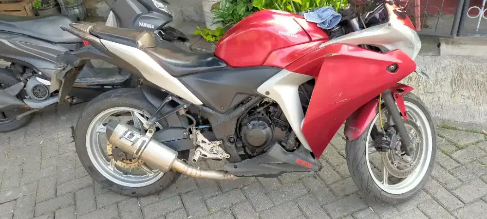 Jual Honda CBR 250 th 2010