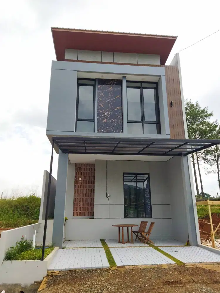 Rumah villa di sayap dago, view pegunungan dan city view cantik
