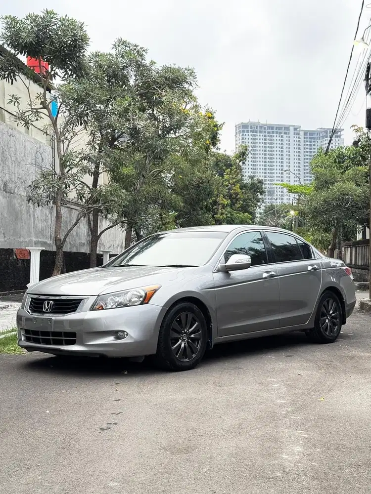 Good condition ! Honda accord vtil 2008 matic bensin
