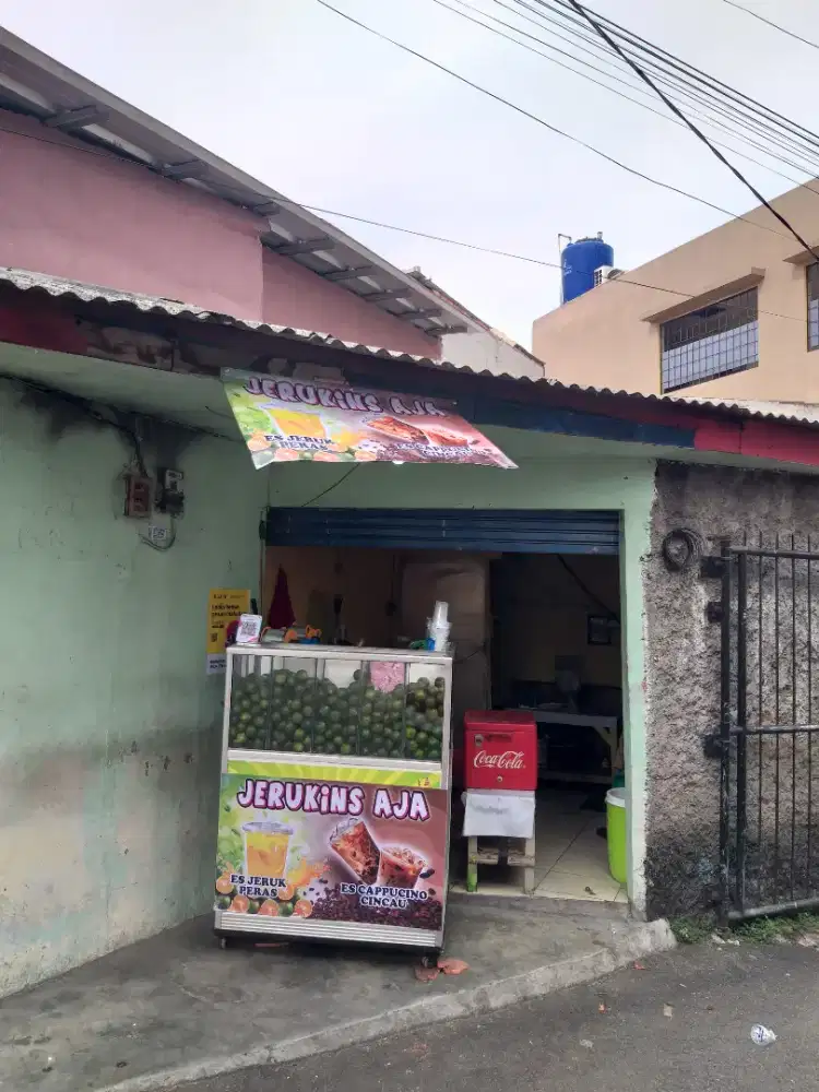 perabot jeruk peras siap jualan