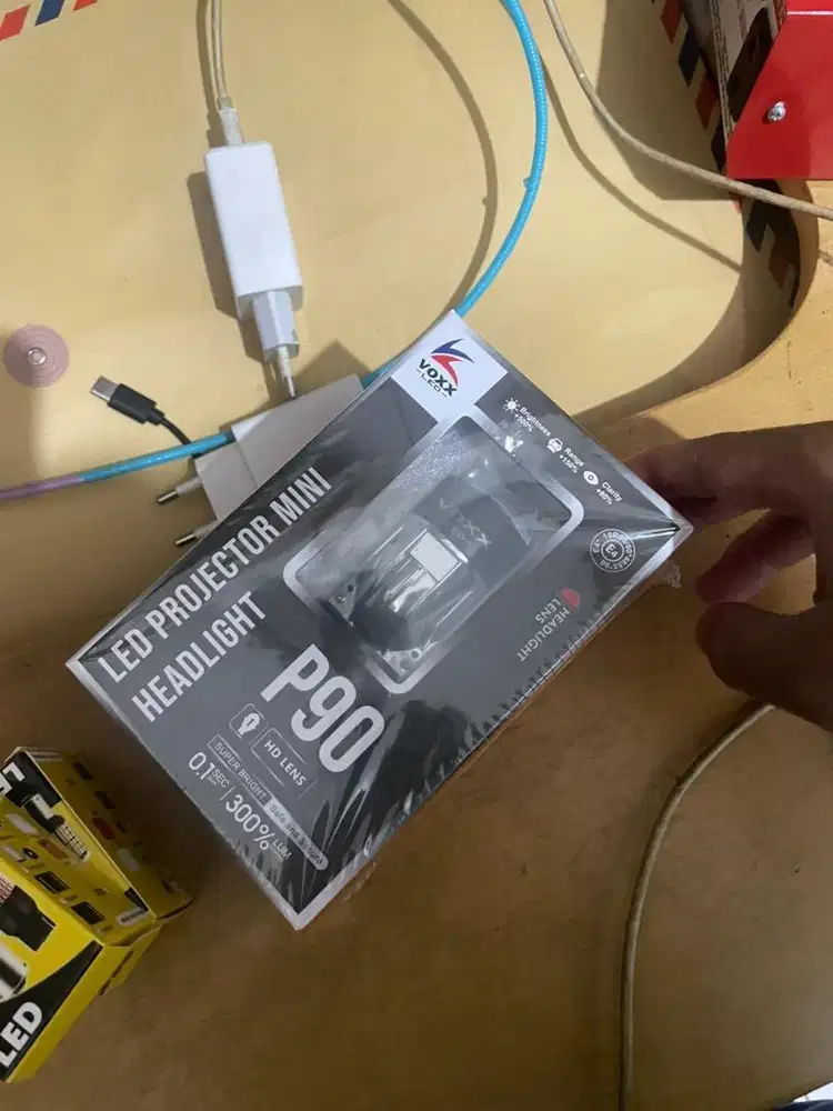 Lampu mini projektor y90 voxx soket H4