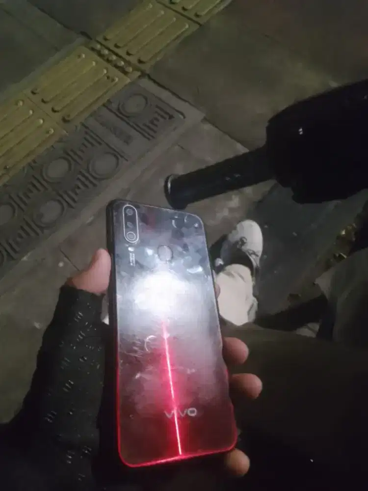 Vivo Y12 3/64 Batre 5000 mah mines cuma lcd retak dikit sesuai pic