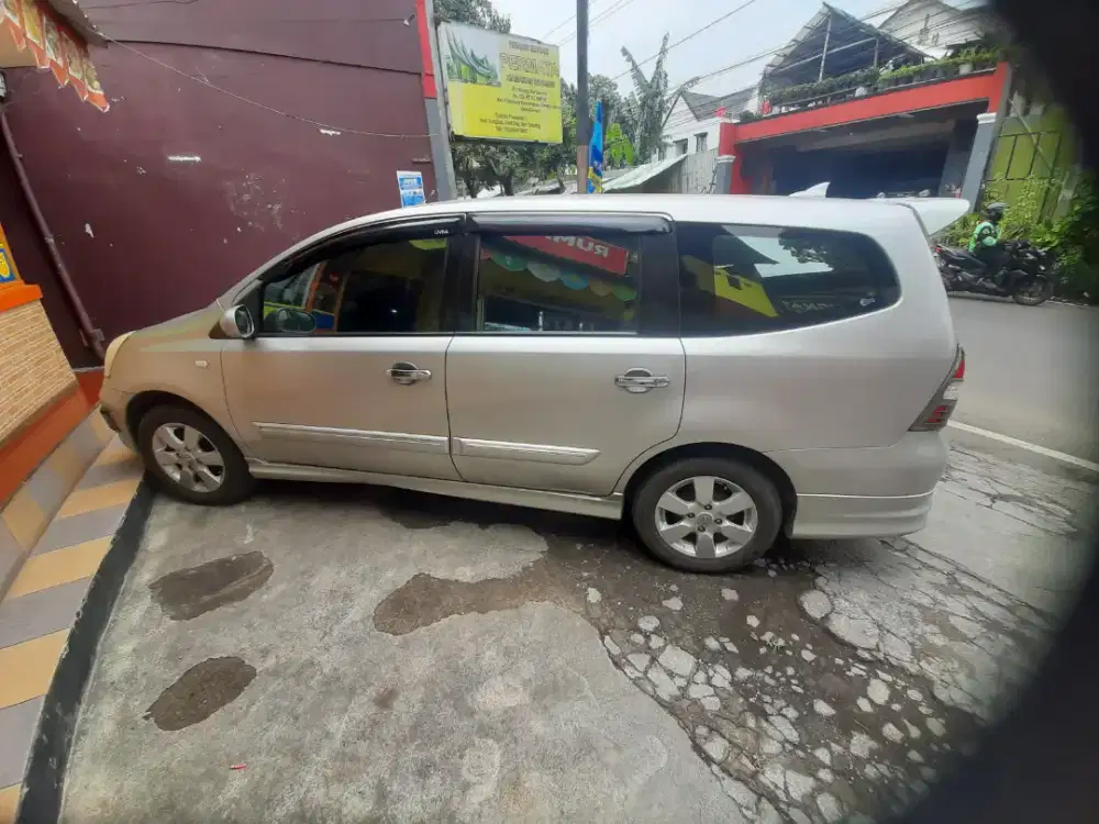 Jual Grand Livina XV MT 1.5