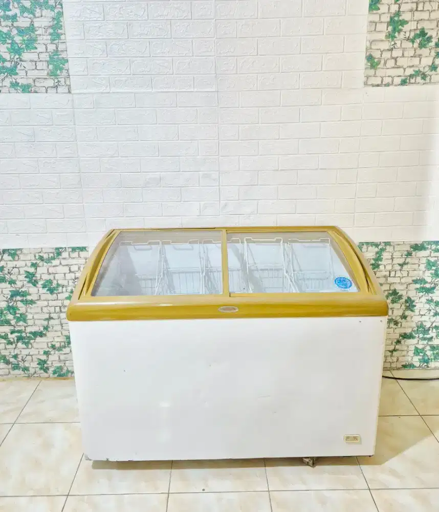 FREEZER AUCMA 330L ORI MULUS