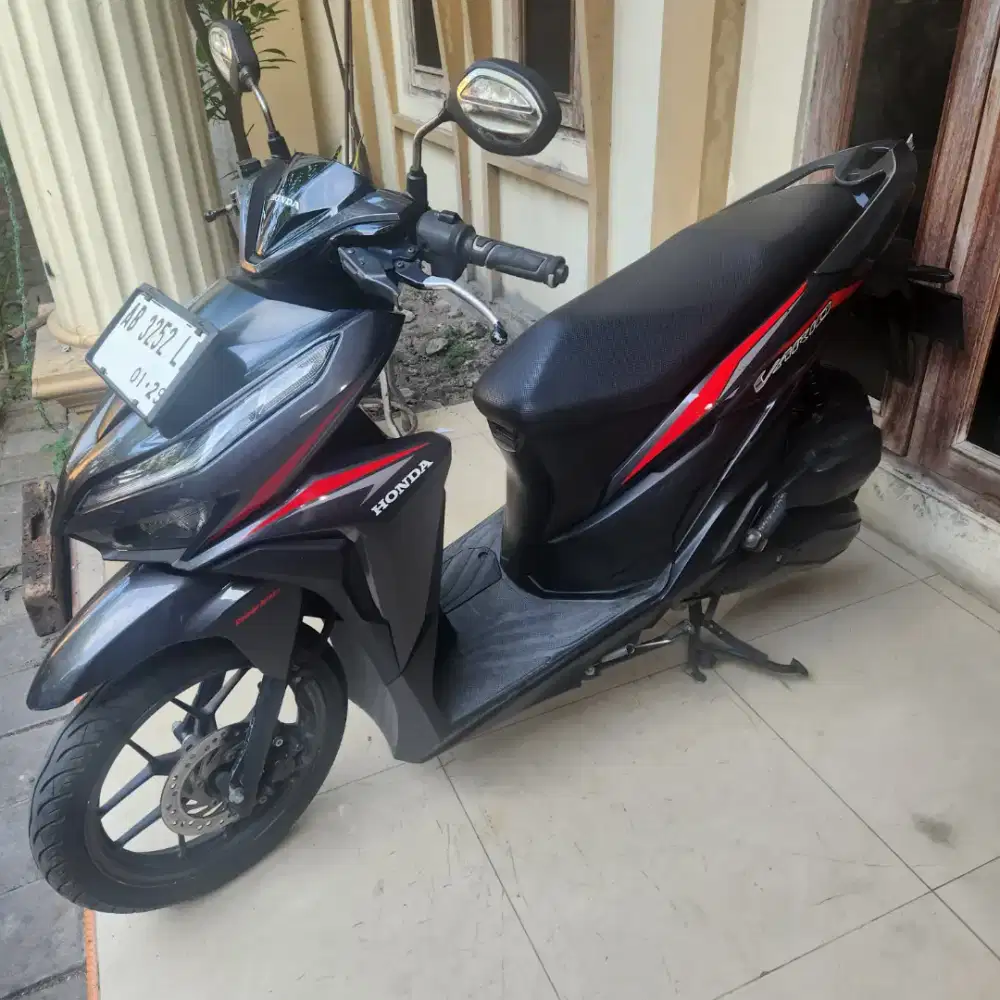 Vario 125 hitam reteng pisah 2018 gbm