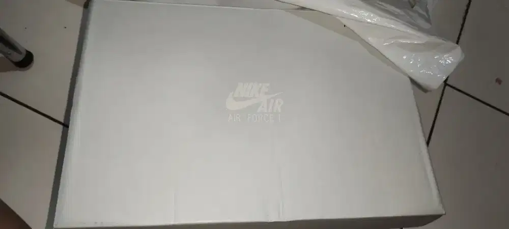 SEPATU NIKE AIR (ORIGINAL)
