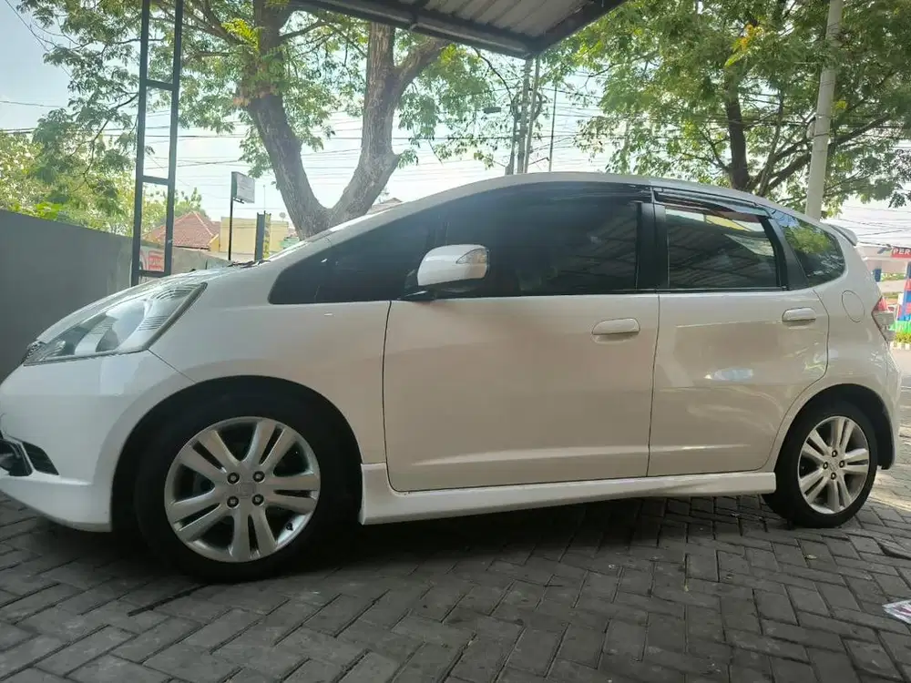 Honda jazz rs 2010 matic