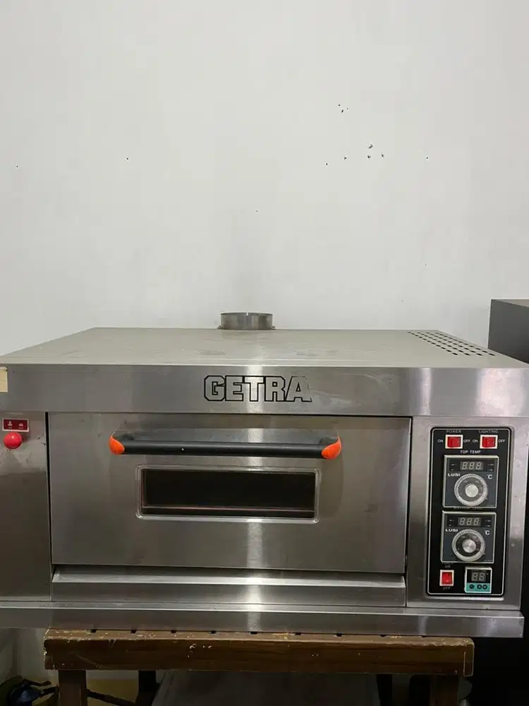 OVEN GETRA 1 DECK 1 TRAY TIPE RFL 11SS
