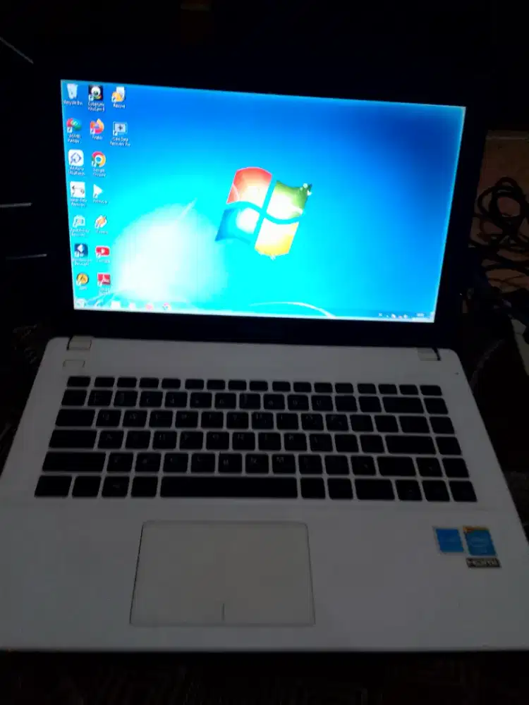 Laptop Asus X451