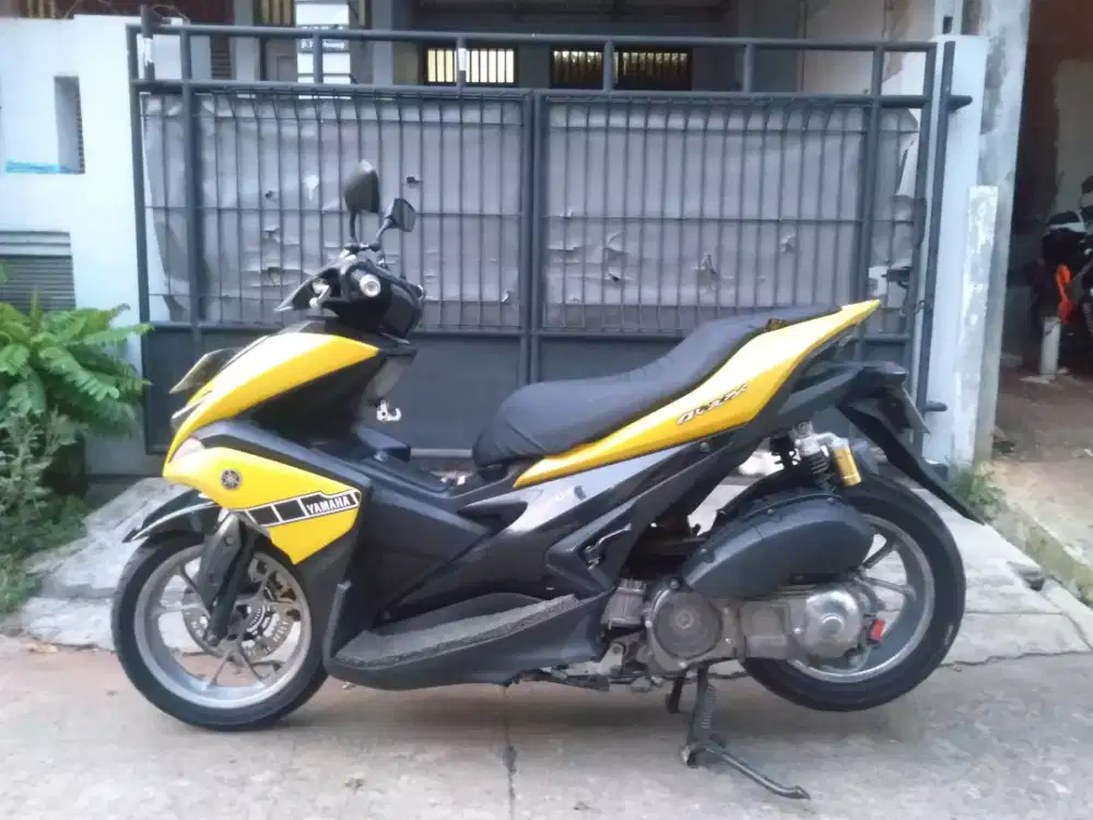Yamaha Aerox Tipe R Thn 2018 Warna Kuning Modif tipis-tipis Ganteng