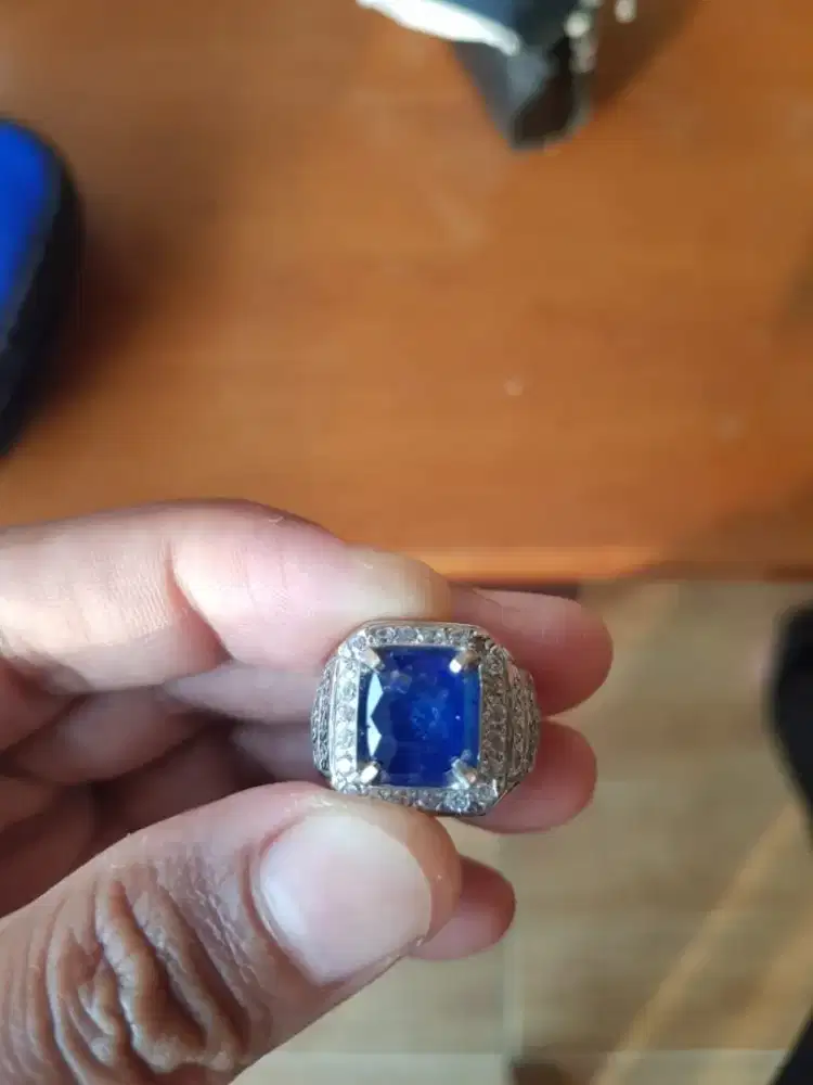 Batu blue safir srilangka serti biglab