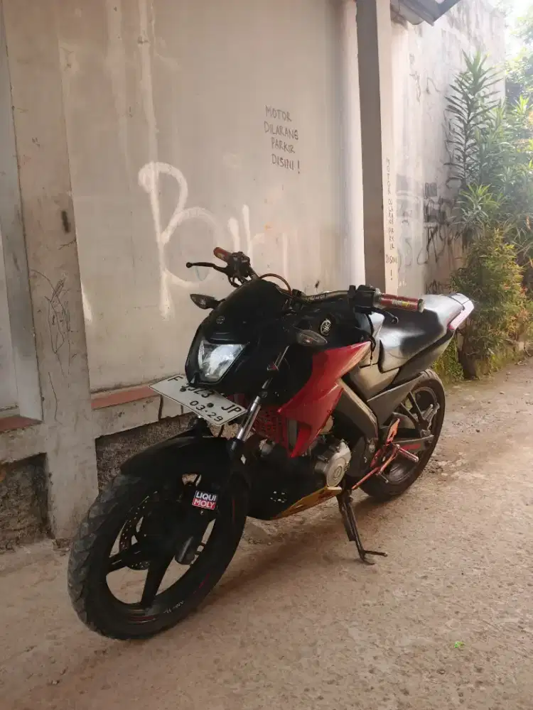 Yamaha Vixion tahun 2014 plat F kabupaten Bogor