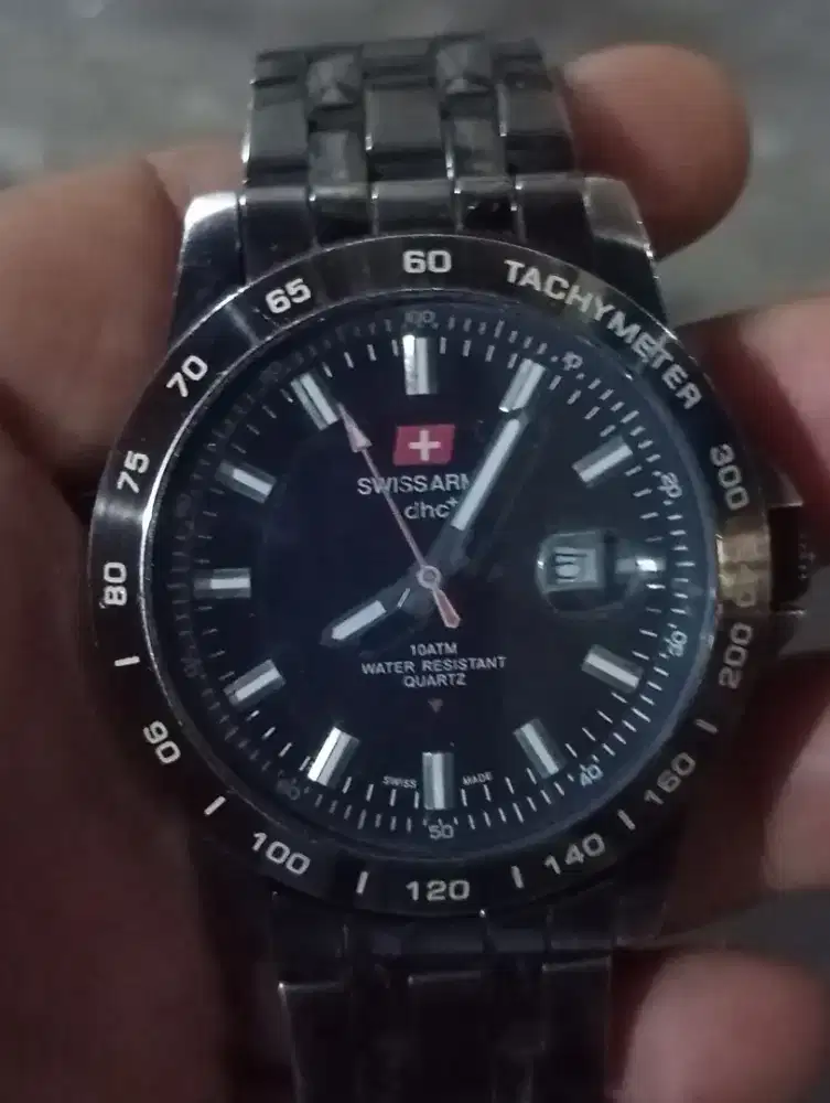 Jam tangan Swiss army