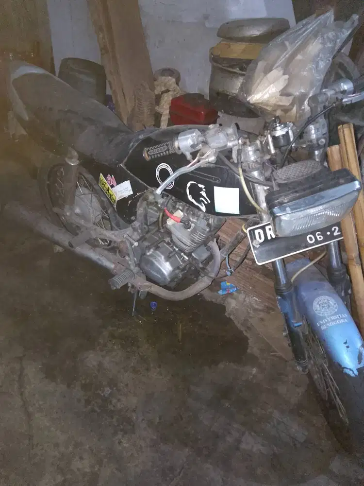 Hanya untuk pecinta Honda GL, sudah CDI, hidup normal, boring GL Pro,