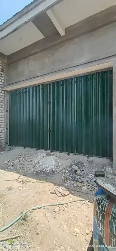 pintu harmonika