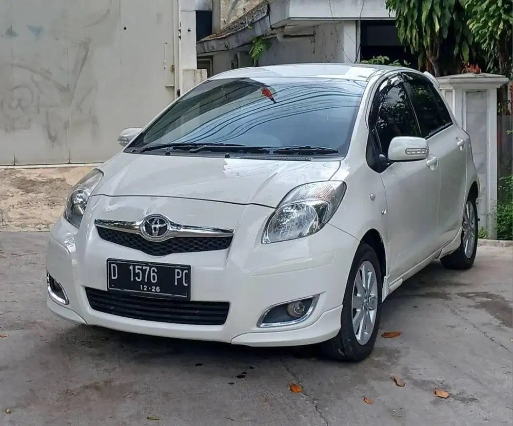 YARIS BAPAU E 1.5 AT 2011 LowKM 60rb RECORD TOYOTA BANDUNG