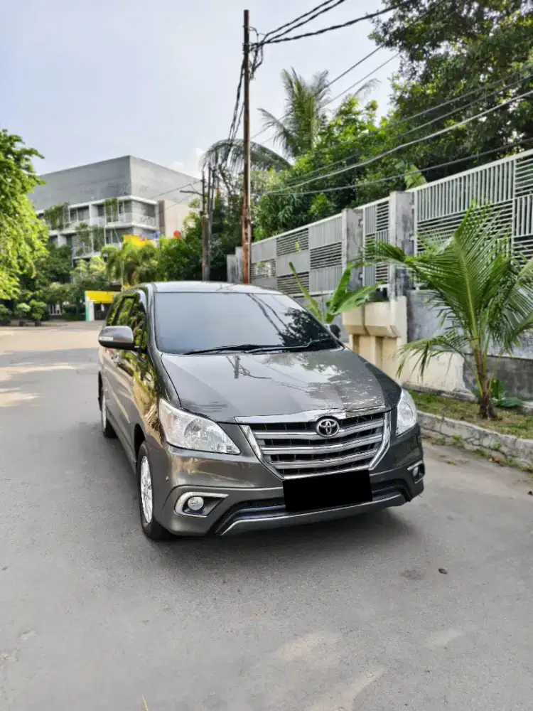 Toyota Kijang Innova 2013 Bensin