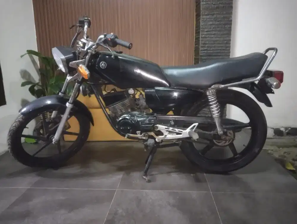 Yamaha Rx king pjk on.