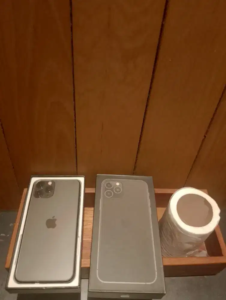 Iphone 11 pro 256gb bisa di lihat baru