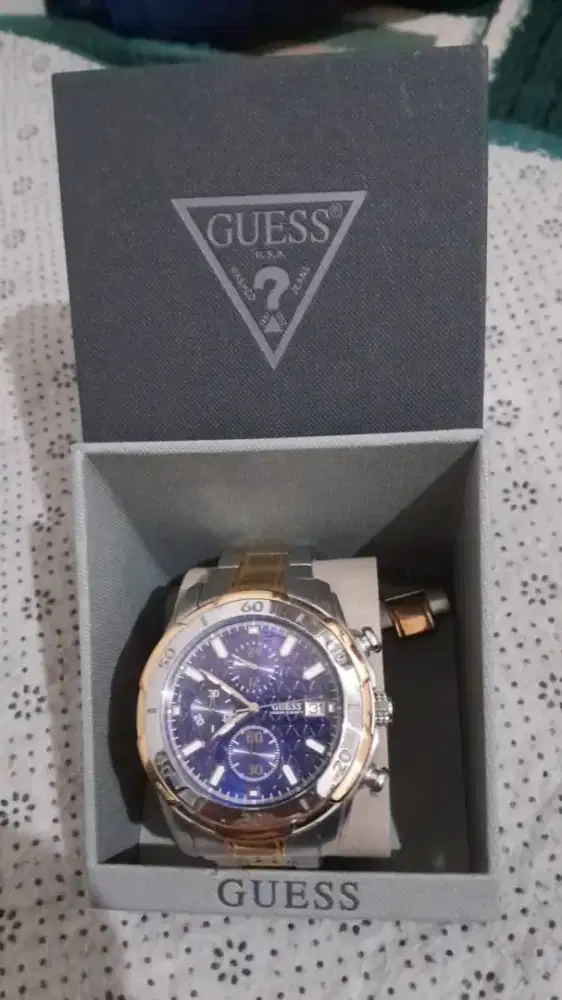 Jam tangan pria Guess original lengkap