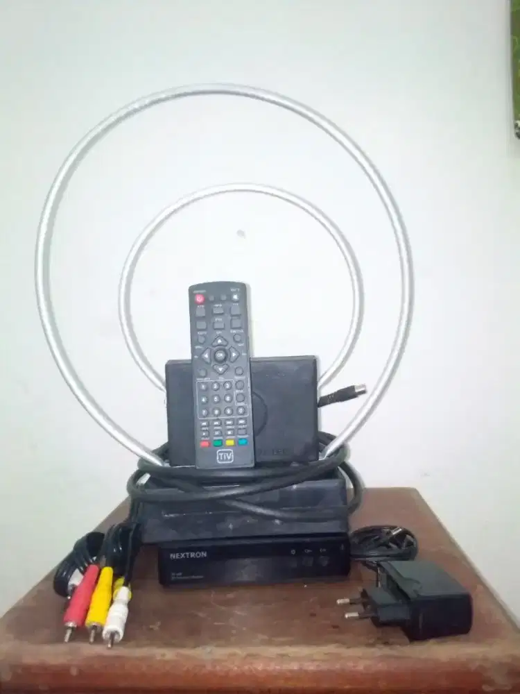 STB TV SET TOP BOX FULLSET DAN ANTENA INDOOR SEPAKET NORMAL