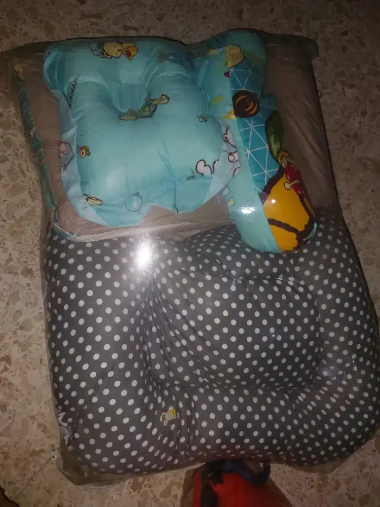 Kasur, Bantal, dan Guling untuk Bayi