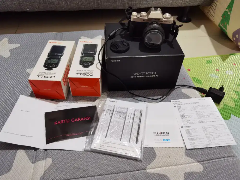 Fujifilm XT100 like a New (cuma pakai 2x)