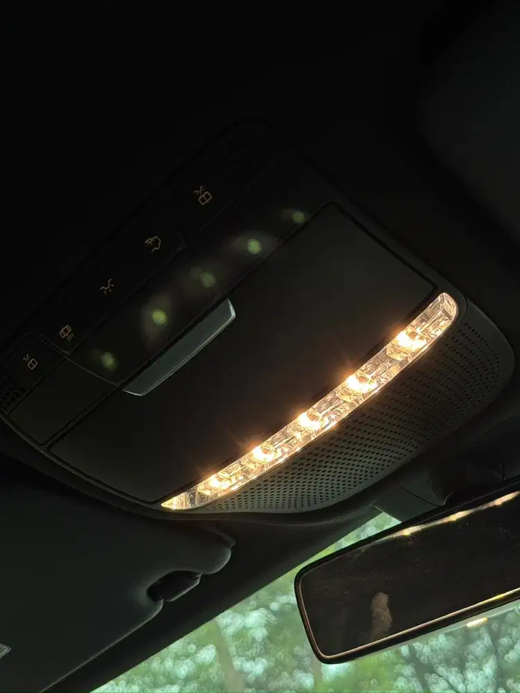 Mercedes-Benz C200 2019 Bensin
